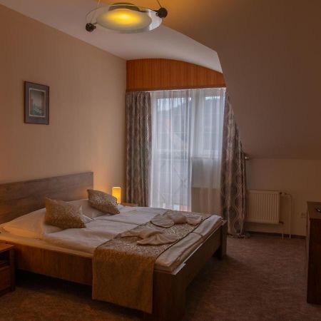 Hotel Pizzeria Istria Velké Losiny Esterno foto