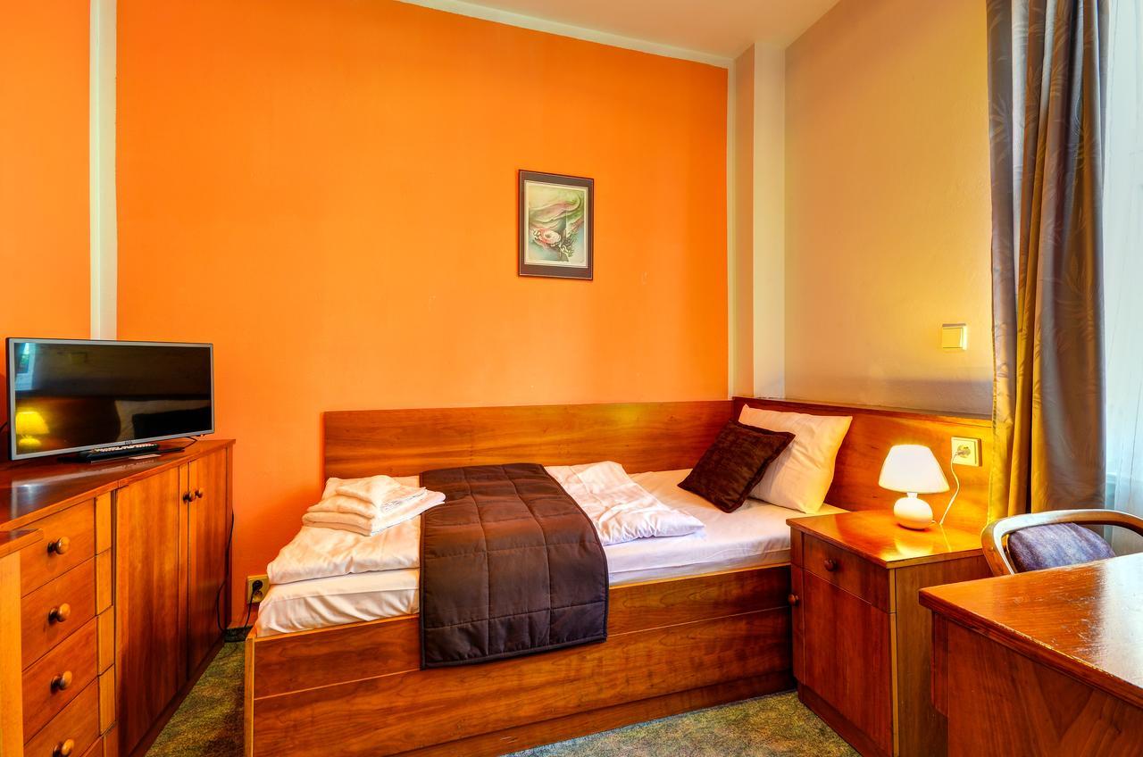 Hotel Pizzeria Istria Velké Losiny Esterno foto
